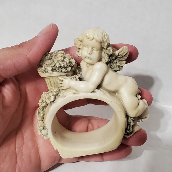 Vintage Angel Cherub Napkin Rings Set 80s 90s Angels Towel Ring Floral Cupid - Picture 2 of 9
